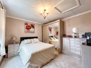 Photo 15- click for photo gallery